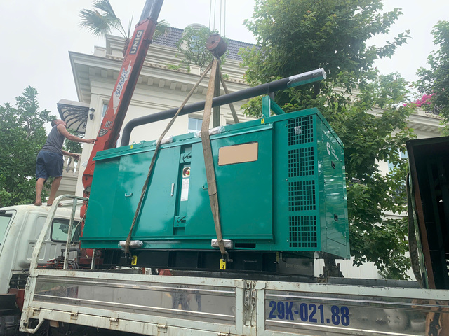 may-phát-điện-cummins-c90d5i
