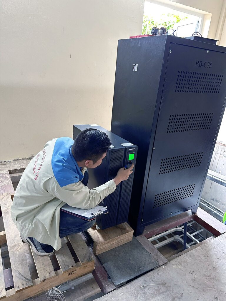 Kiểm tra định kỳ bộ lưu điện 