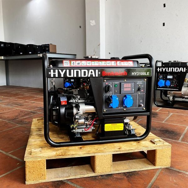 Máy phát điện 3kw Hyundai HY3100LE đề nổ chính hãng